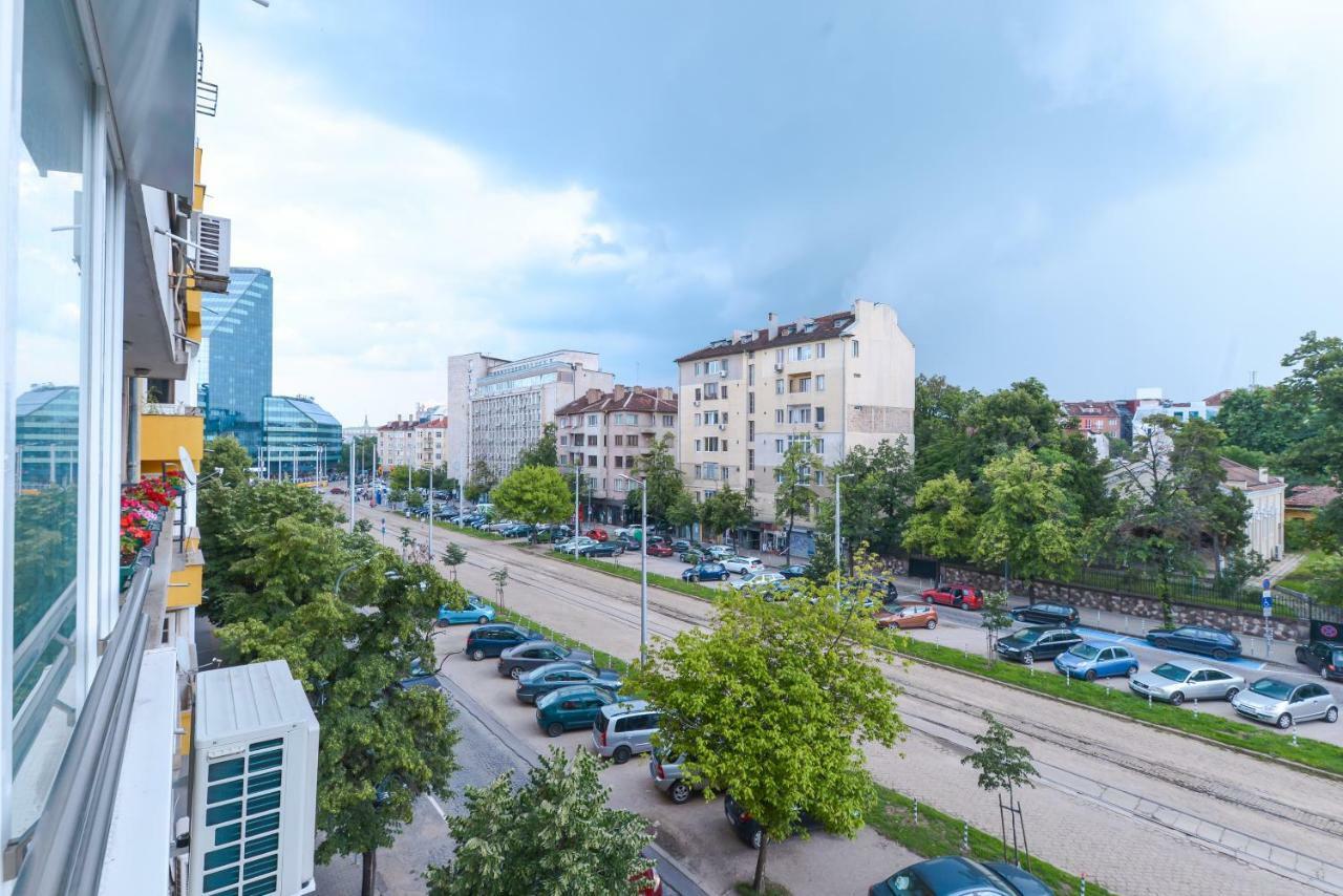 Visit Sofia Macedonia Square Central Apartment By Flat Mаnager Dış mekan fotoğraf
